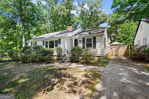 Photo of 2654 Elsinore Street, Atlanta, GA 30344 (MLS # 10739295)