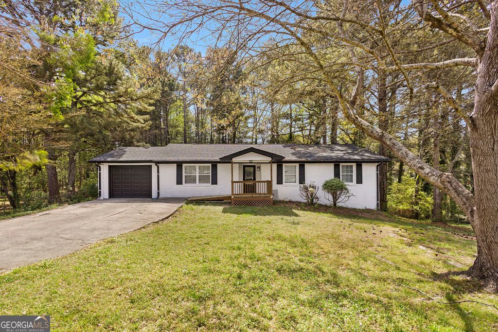 Photo of 1246 Elgin Way, Riverdale, GA 30296 (MLS # 10724822)