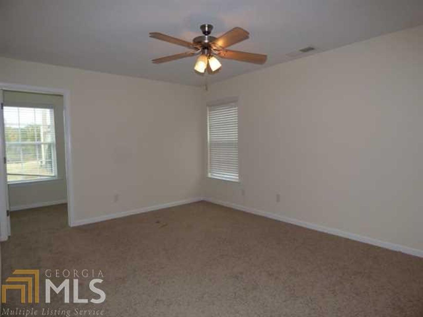 Brandywine Lakes - Residential
