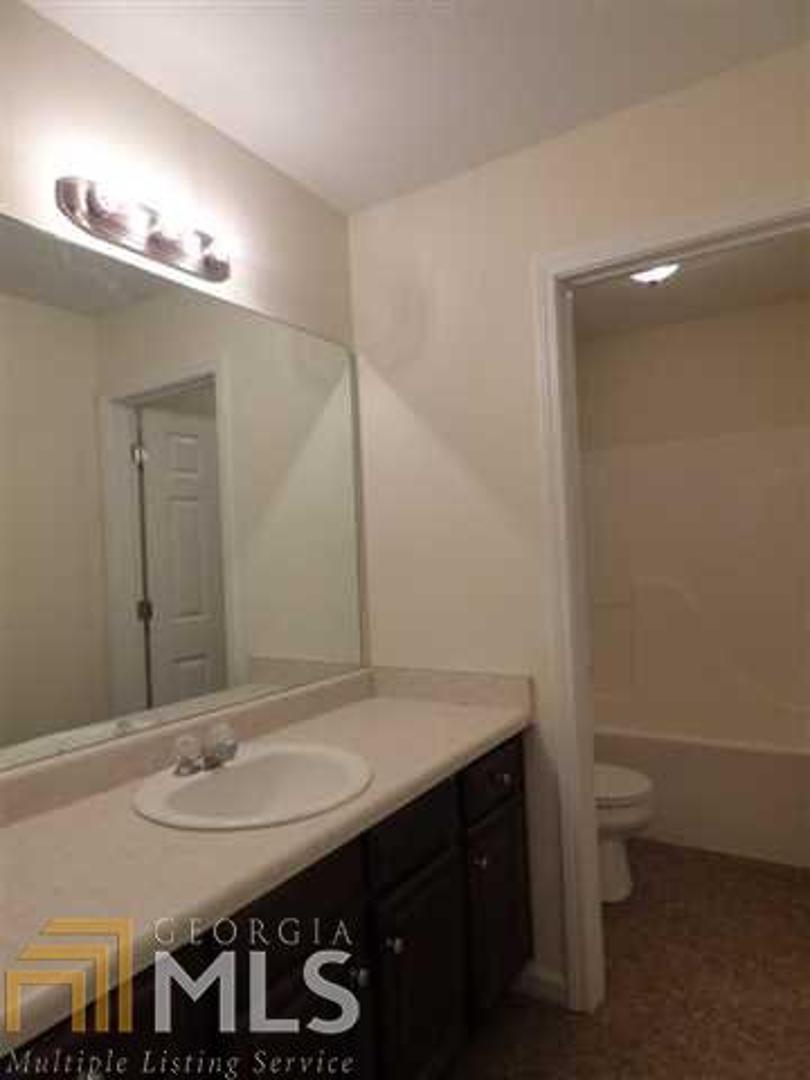 Brandywine Lakes - Residential