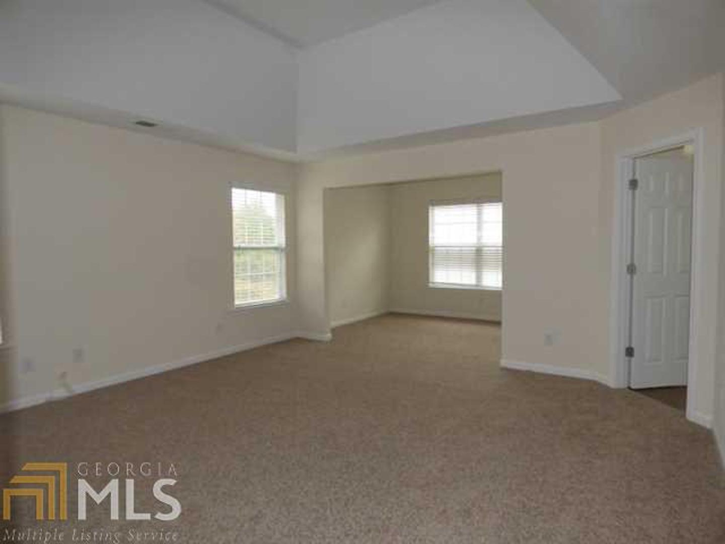 Brandywine Lakes - Residential
