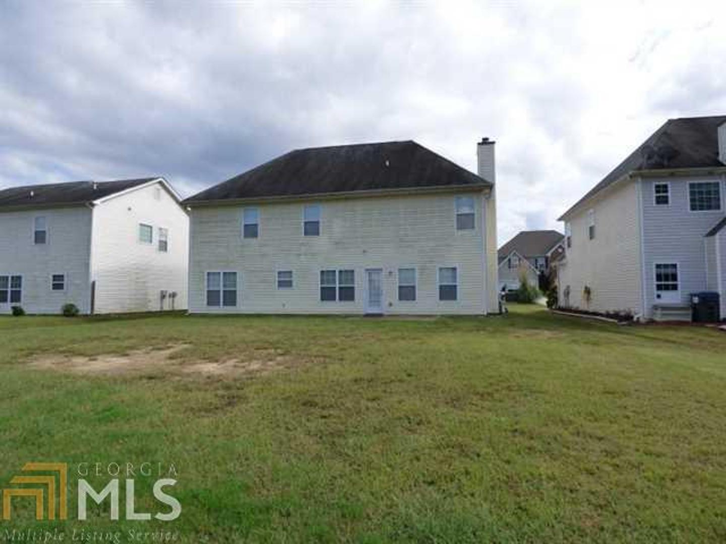 Brandywine Lakes - Residential