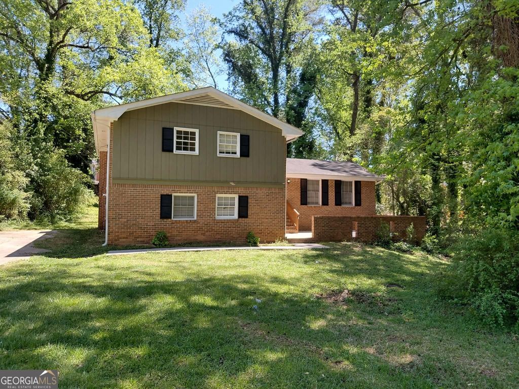 Photo of 2686 Shadowbrook Drive, Decatur, GA 30034 (MLS # 10735883)