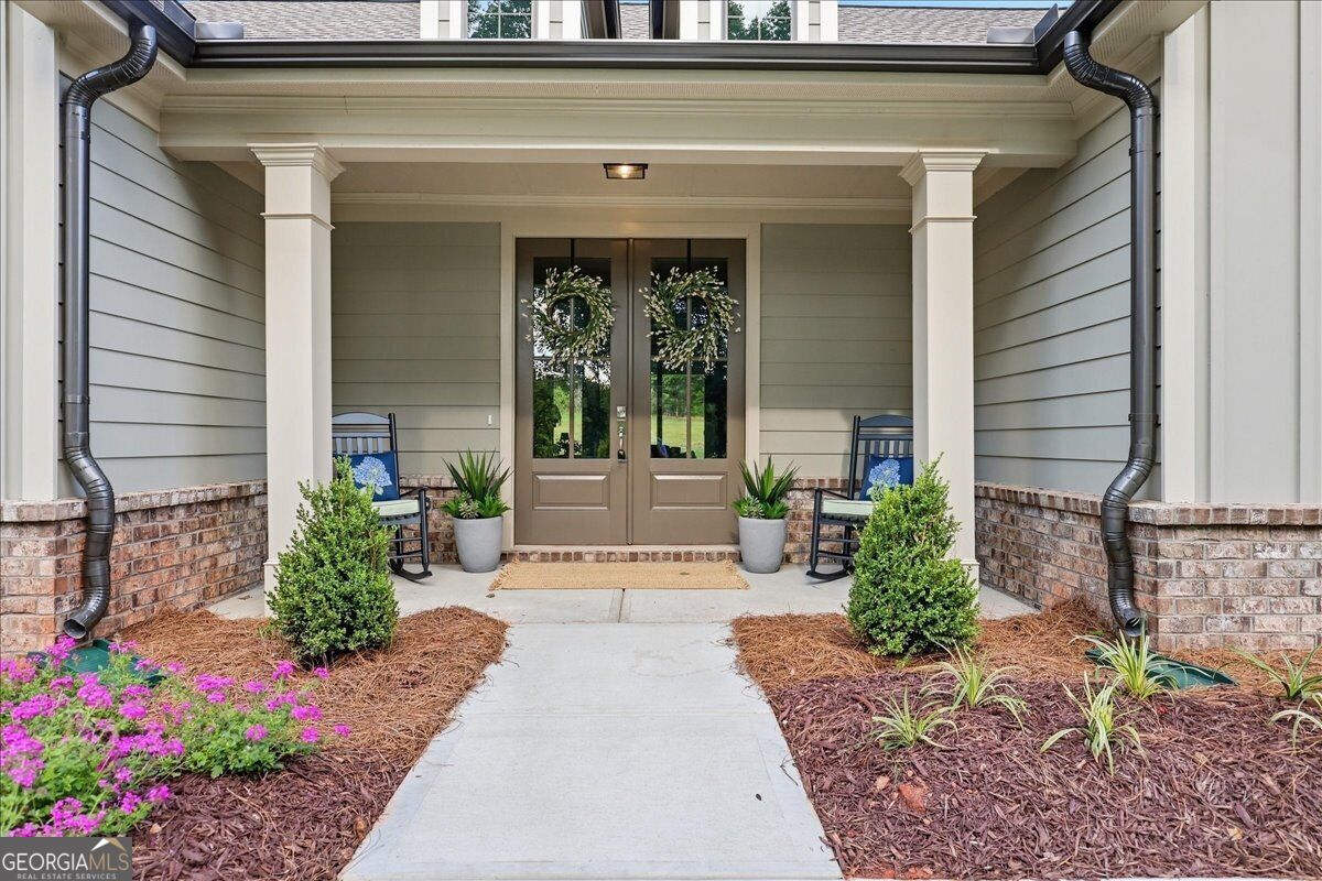 157 Maney DR