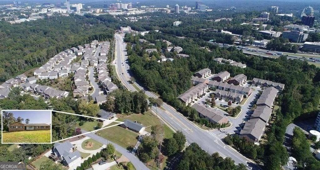 Photo of 3475 Valley Vista Rd, Smyrna, GA 30080 (MLS # 10673951)