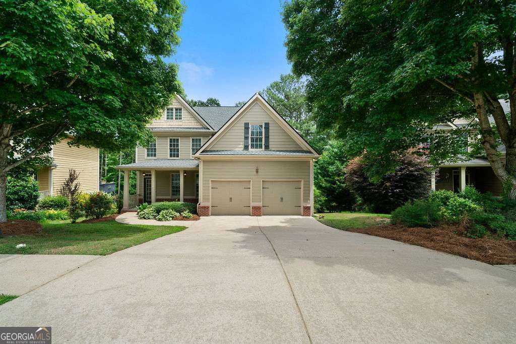 230 Treadstone LN