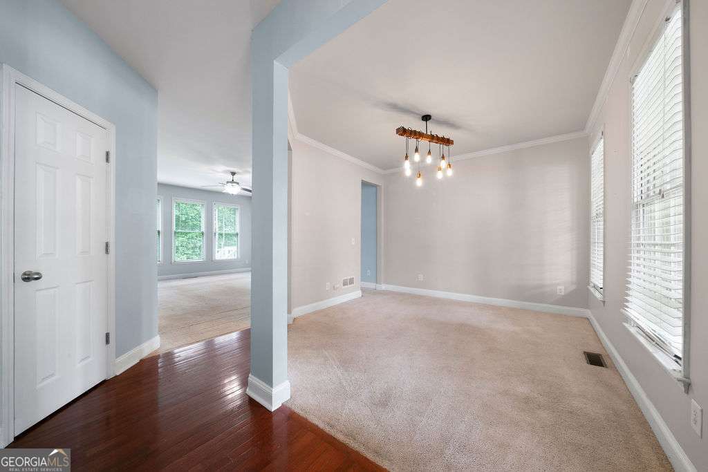 230 Treadstone LN