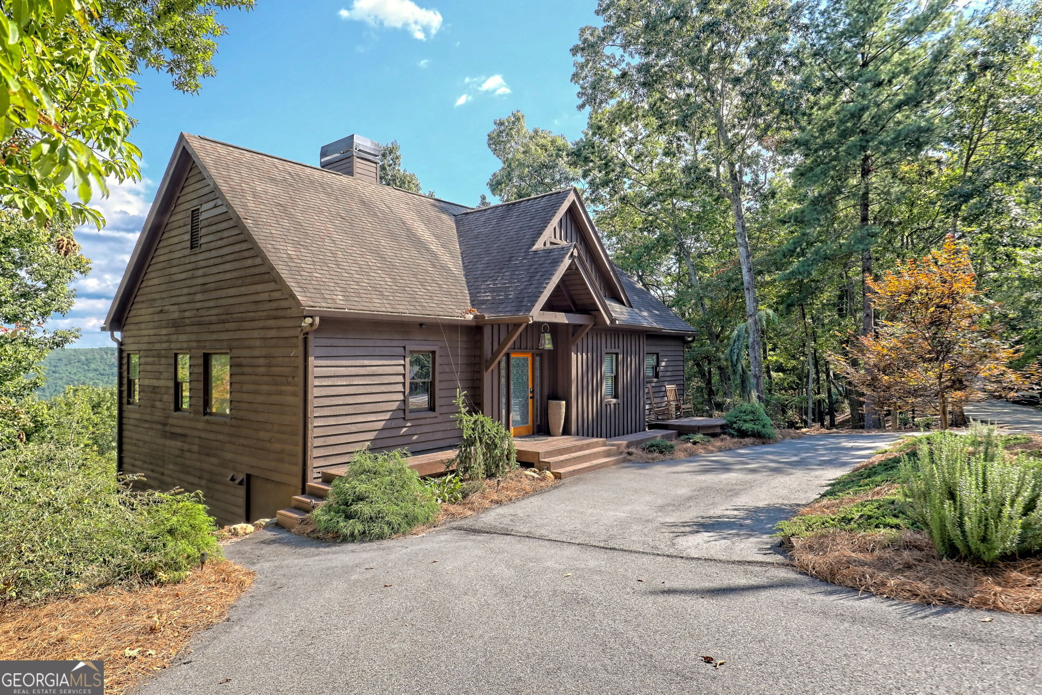 817 Long Laurel Ridge DR