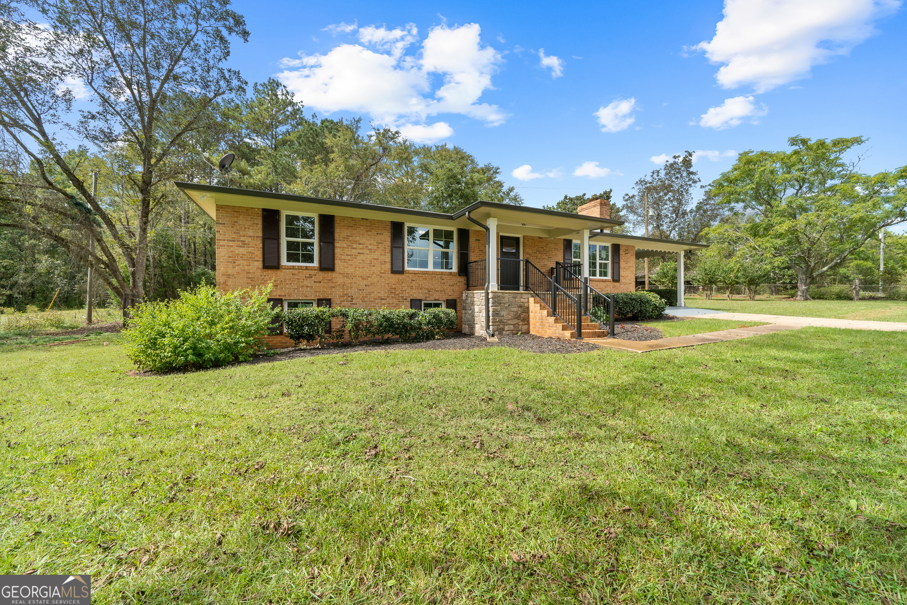628 Dennis Station RD