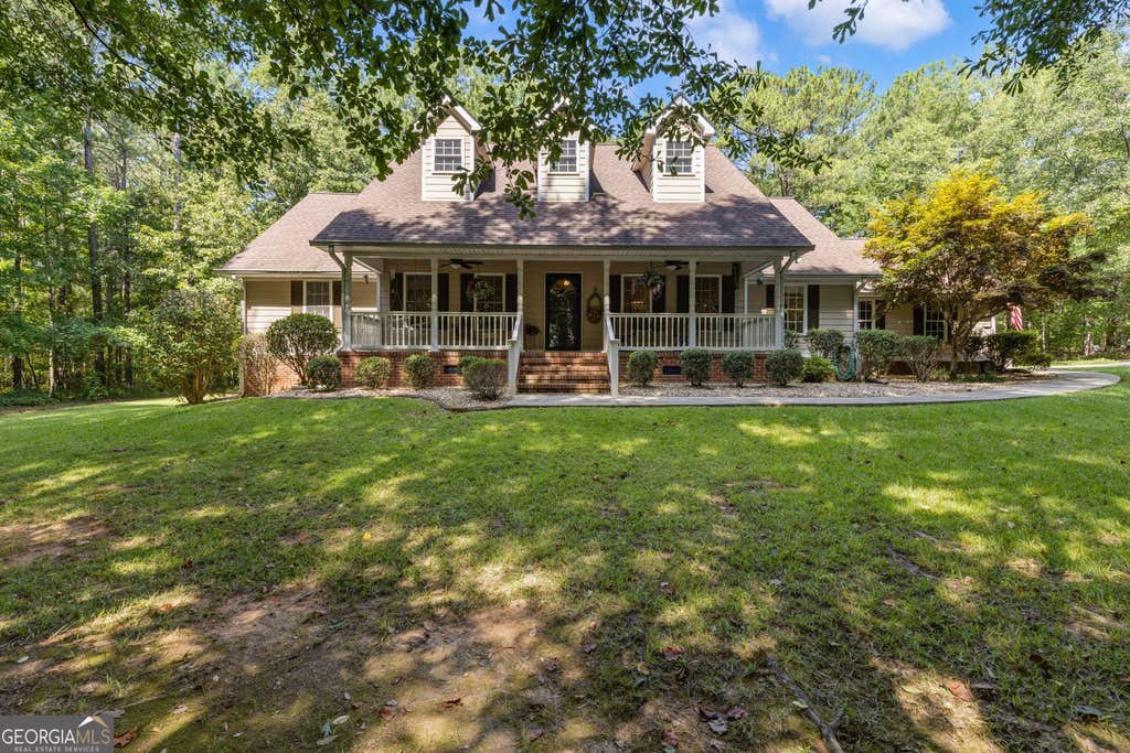 Photo of 1064 Chappell Mill Road, Milner, GA 30257 (MLS # 10829875)