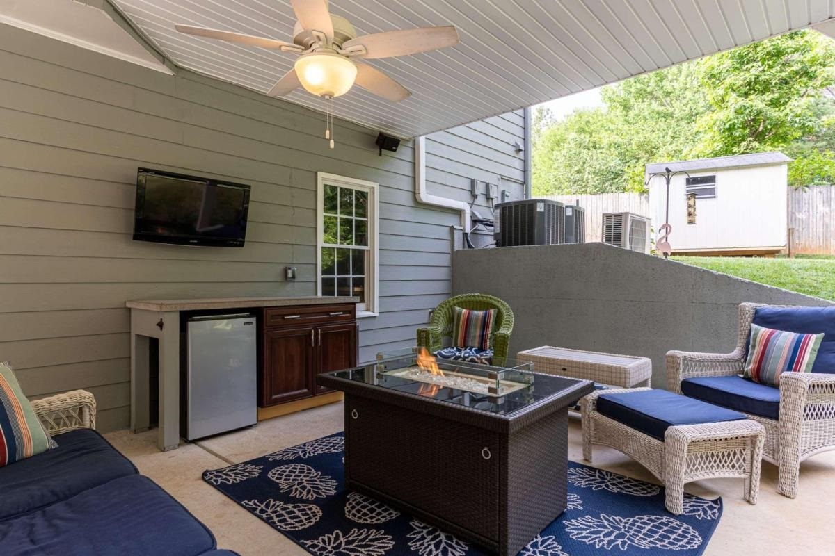 Holly Place - Residential