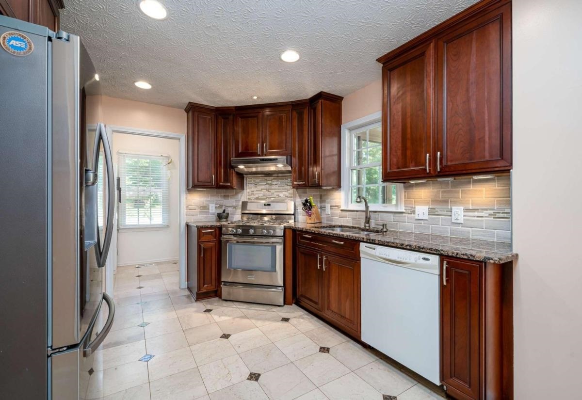 Holly Place - Residential