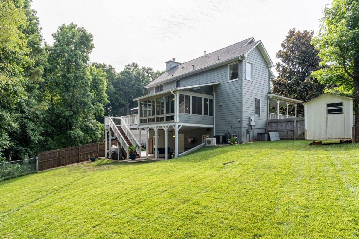 Holly Place - Residential