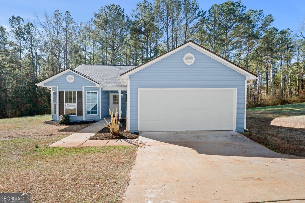 Photo of 83 Sydney Woods Drive, Forsyth, GA 31029 (MLS # 10694735)