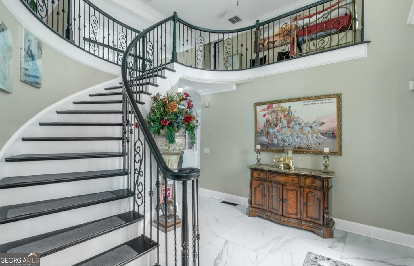 413 Canterbury WAY