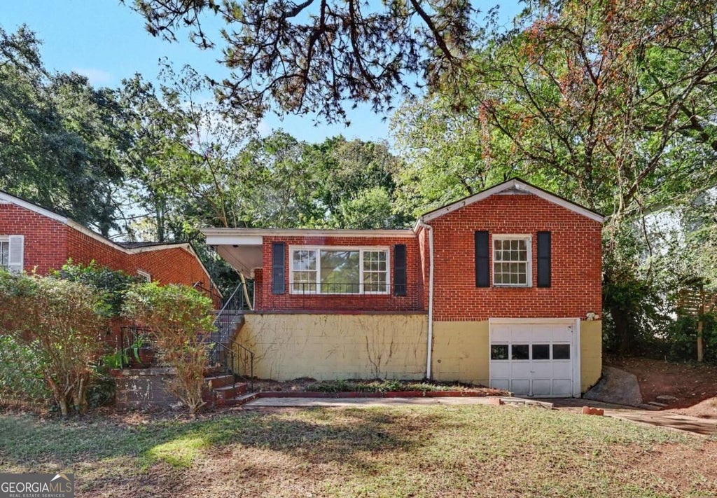 Photo of 2639 Jewel Street, East Point, GA 30344 (MLS # 10878856)
