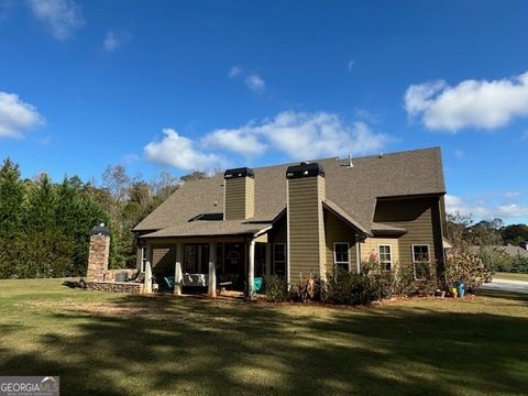 A home in Newnan