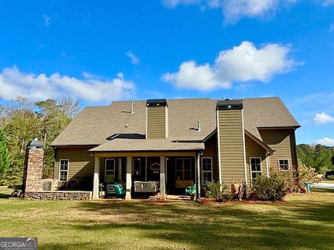 A home in Newnan