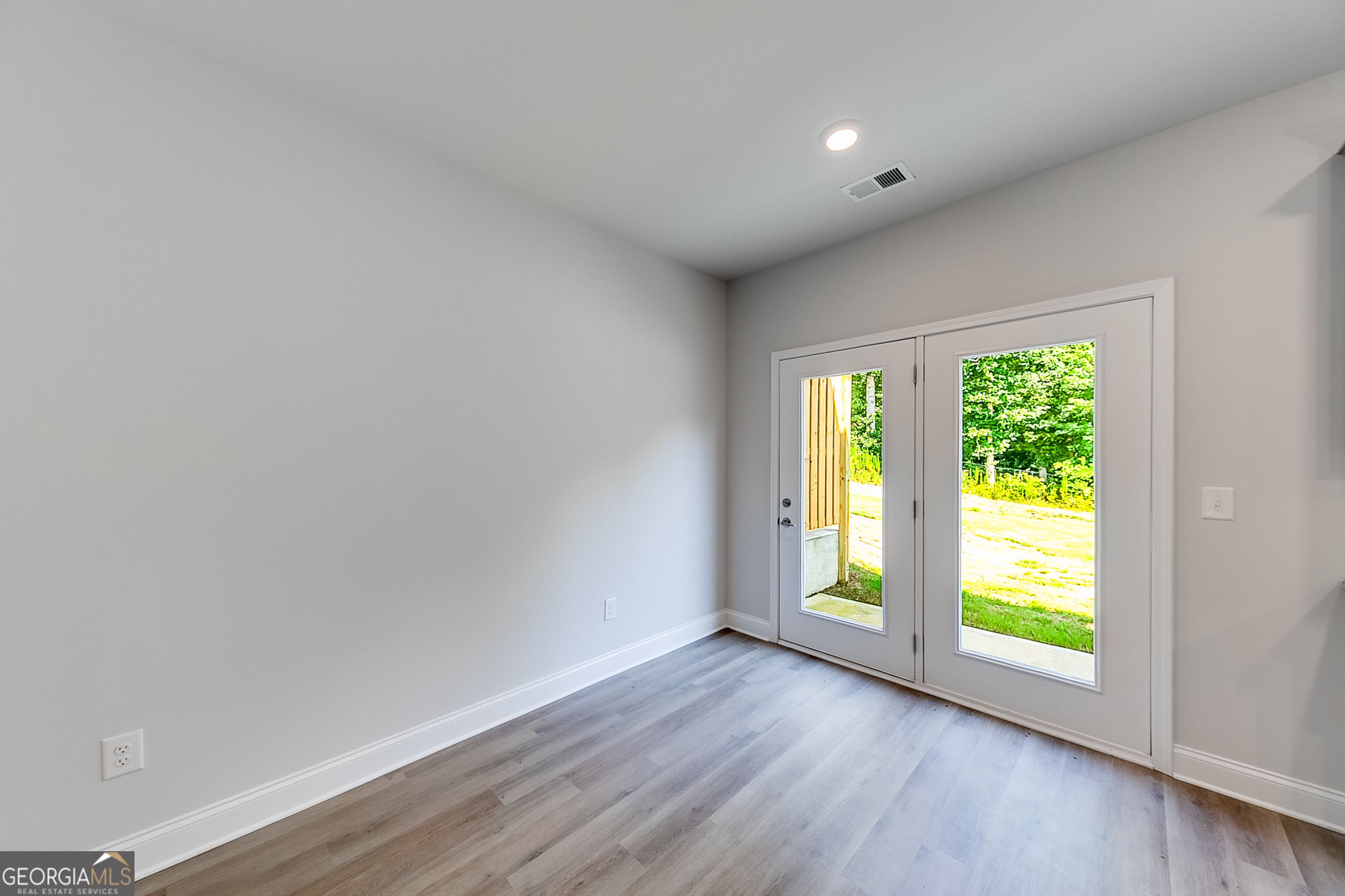 117 Greenview CT