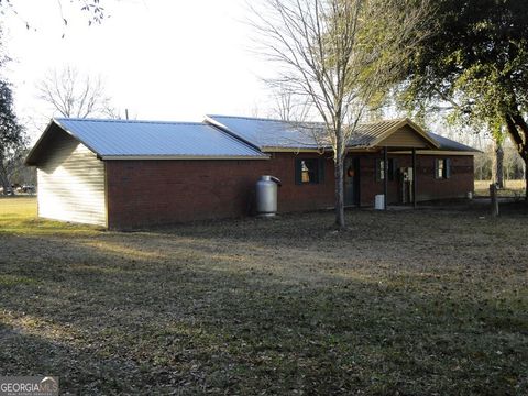 A home in Glennville