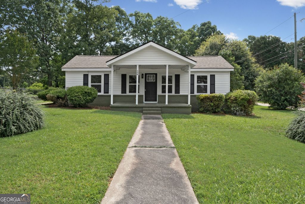 Photo of 120 Woodlawn Avenue, Griffin, GA 30224 (MLS # 10785610)