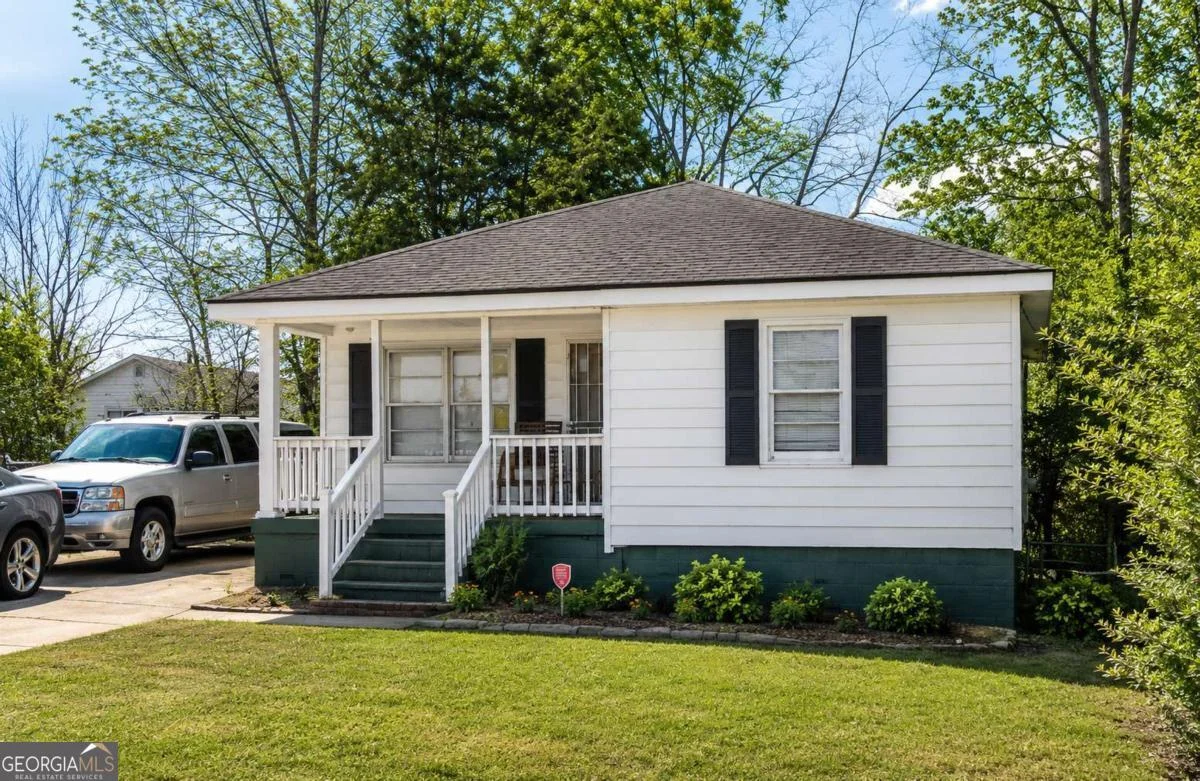 1410 June Street