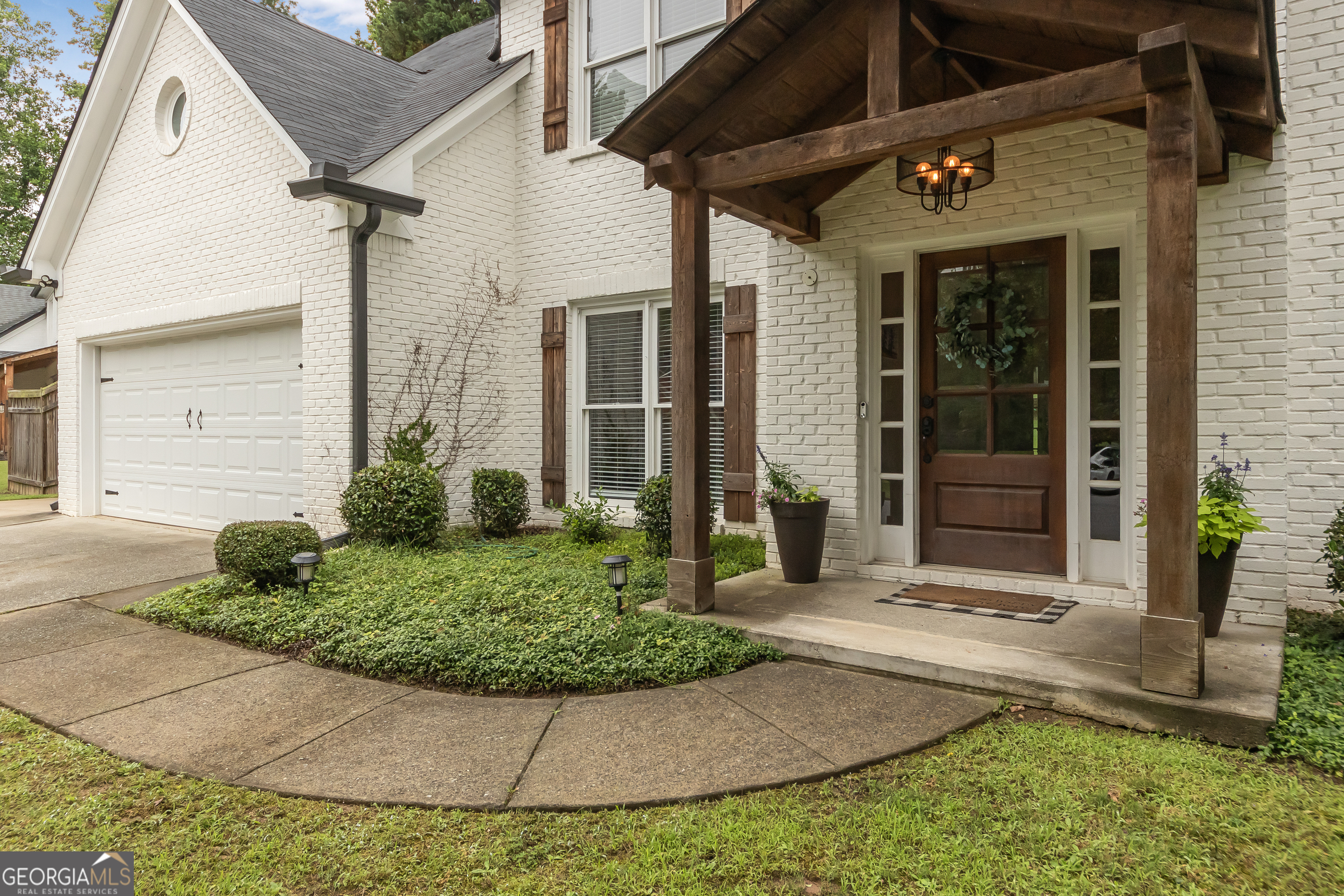 2205 Waters Ferry DR