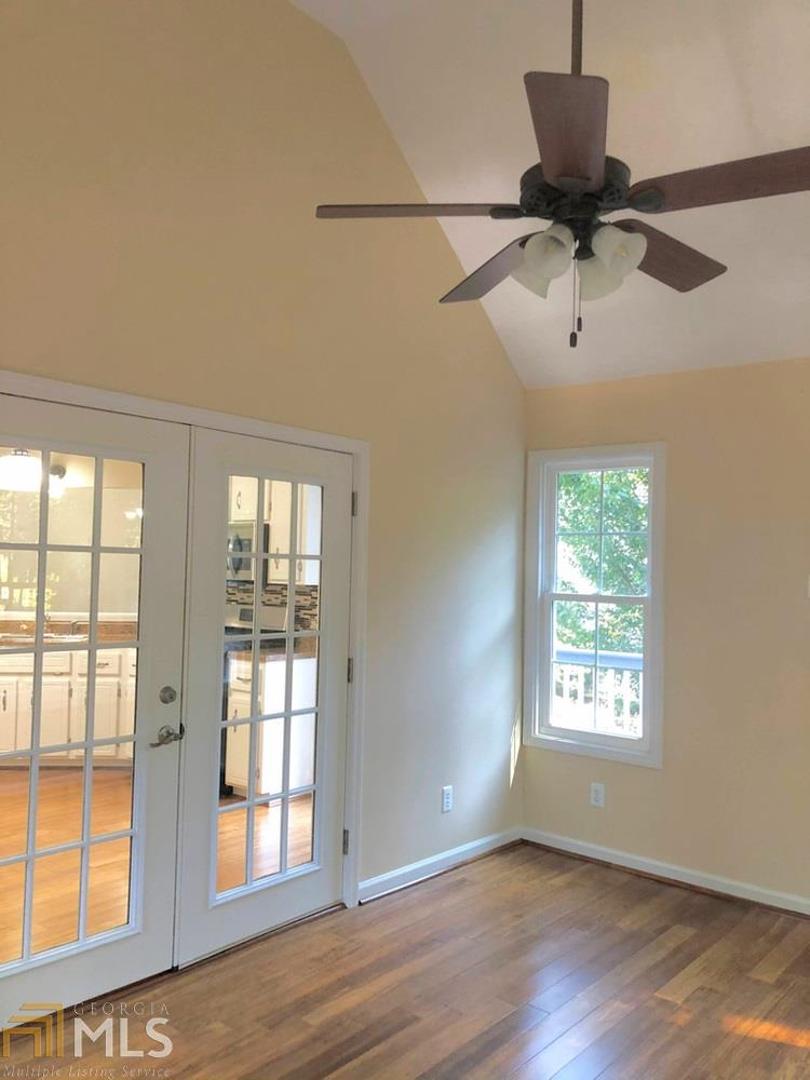 Walnut Grove - Residential