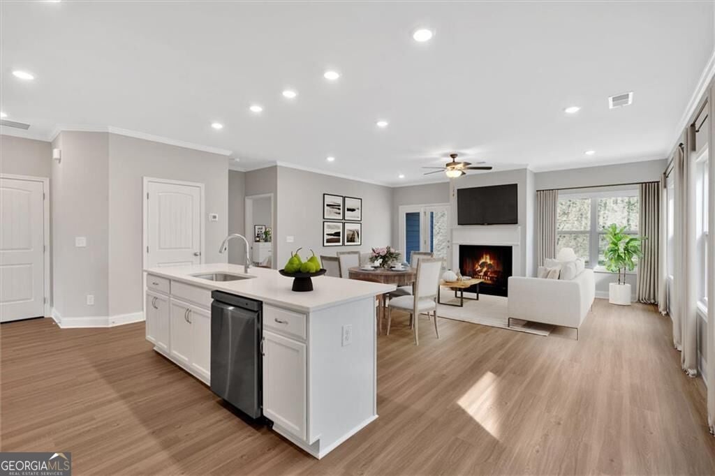 53 Colonial TER