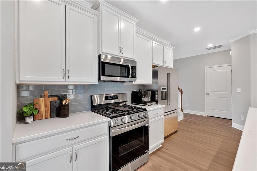 53 Colonial TER