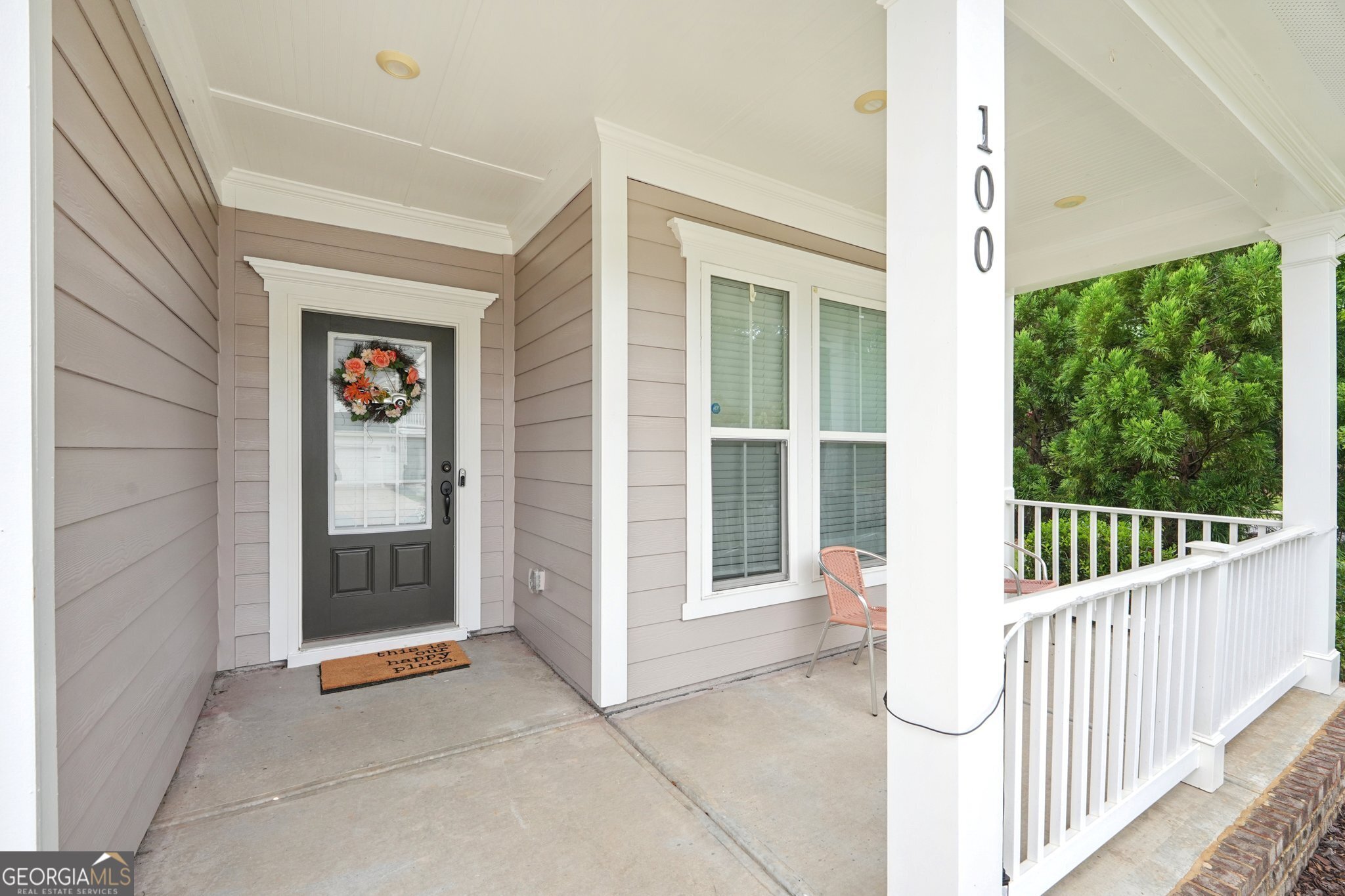 100 Academy LN