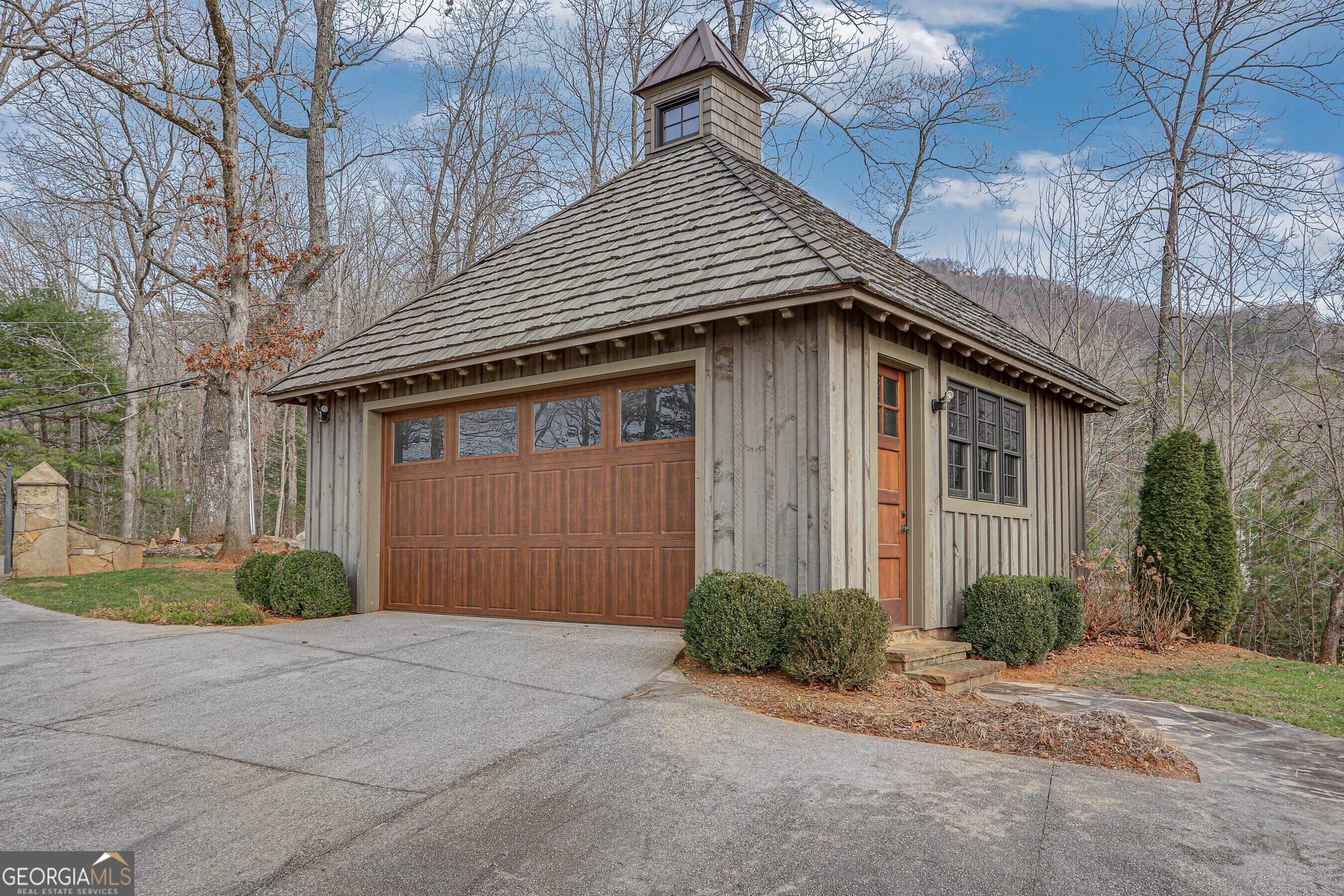 Lake Burton - Residential