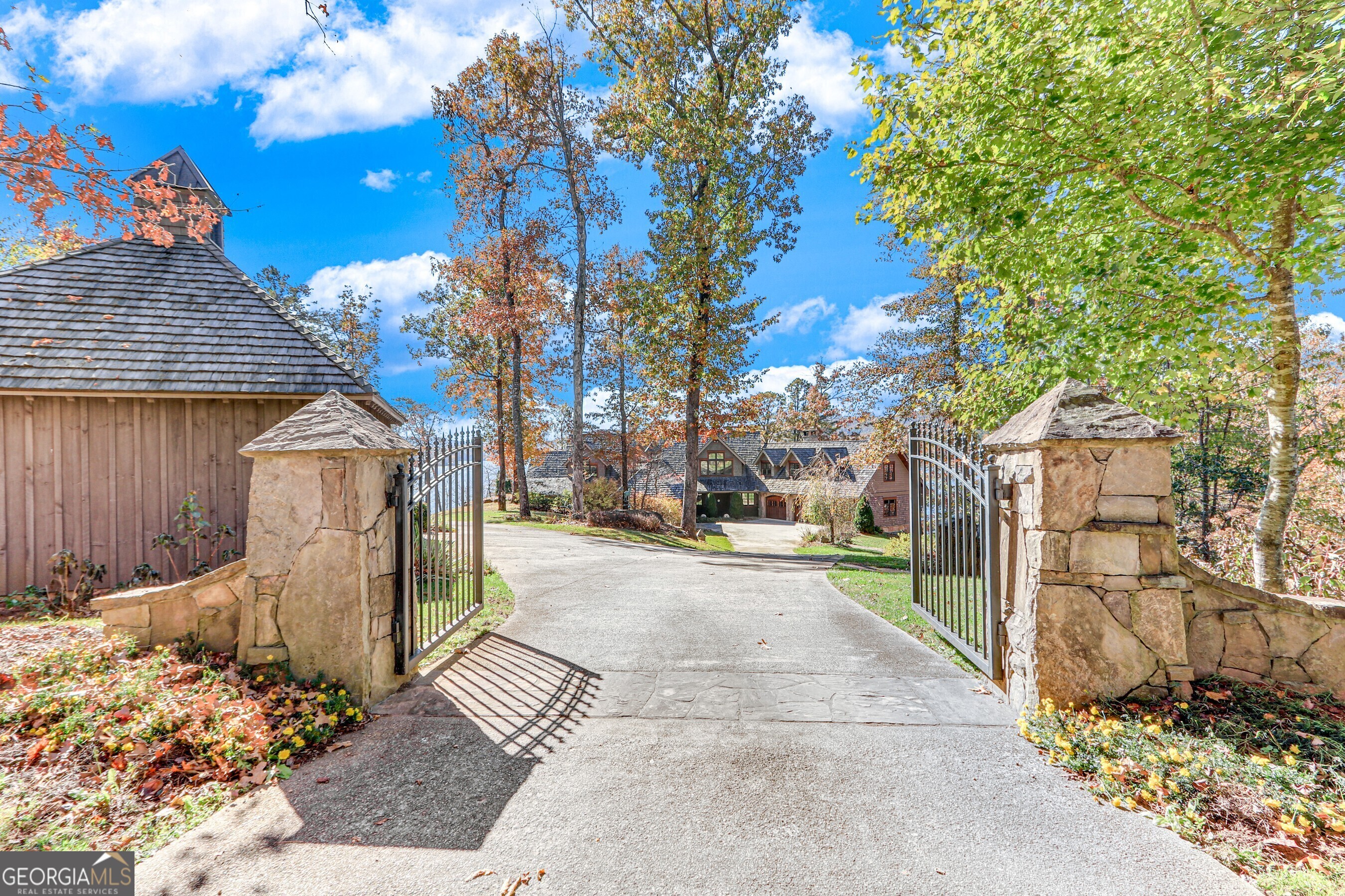 Lake Burton - Residential