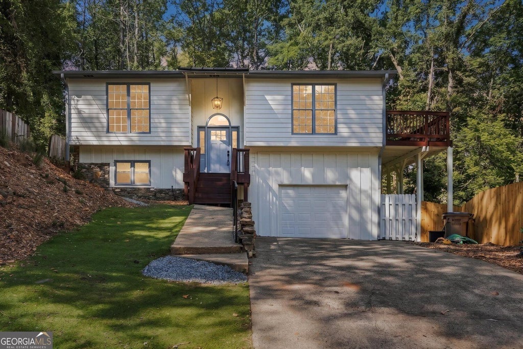 Photo of 707 Copper Trace Way, Woodstock, GA 30189 (MLS # 10853726)
