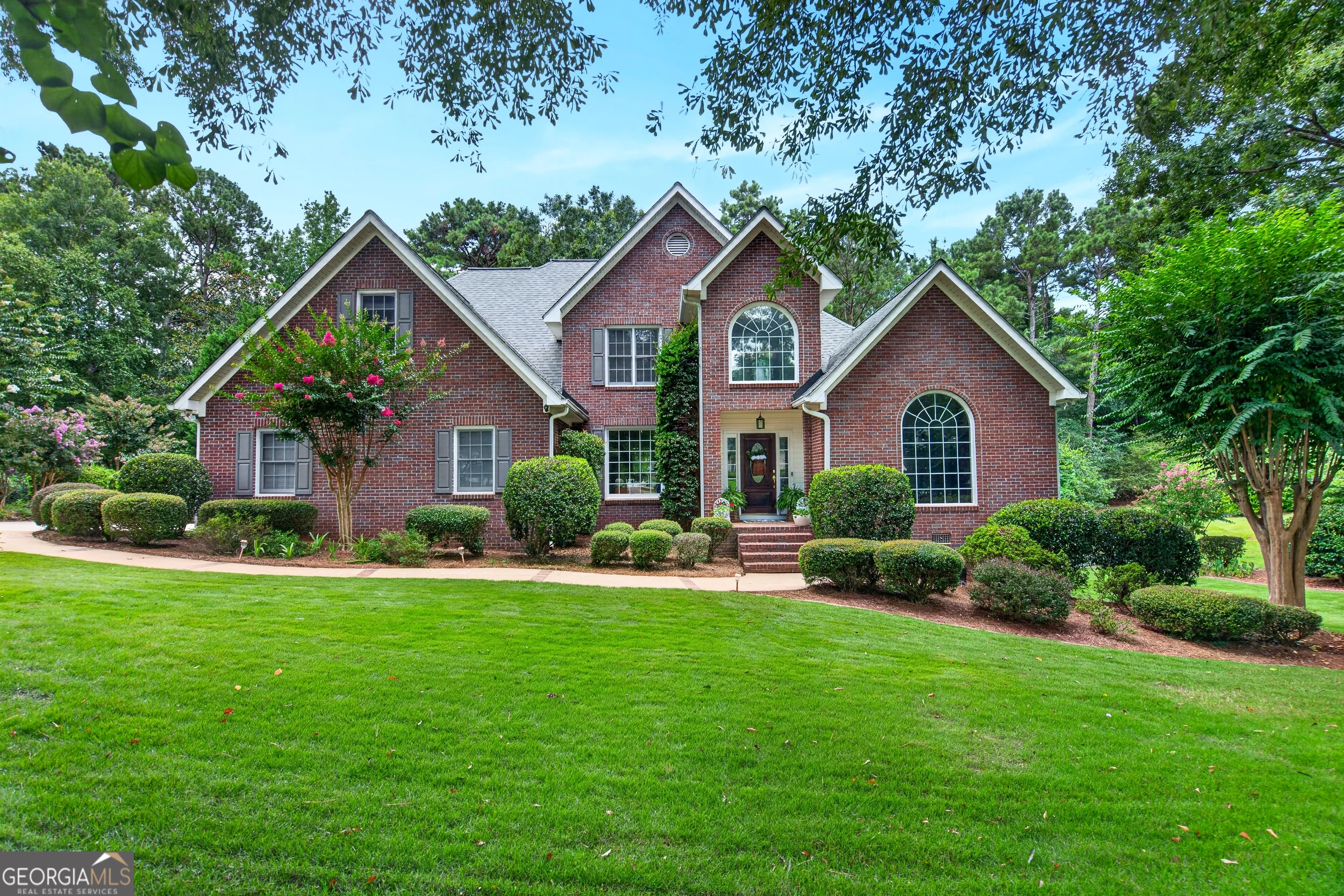 1026 Riverside Drive