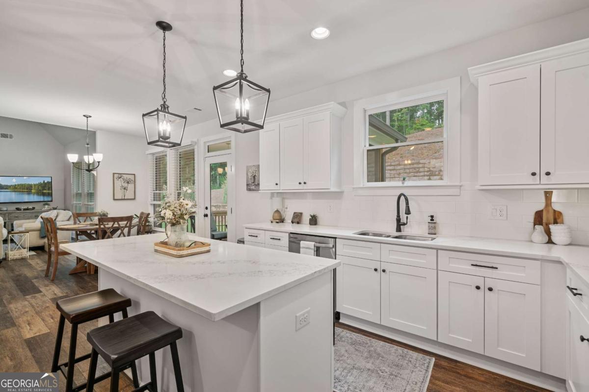 298 Boulder Lake DR NE