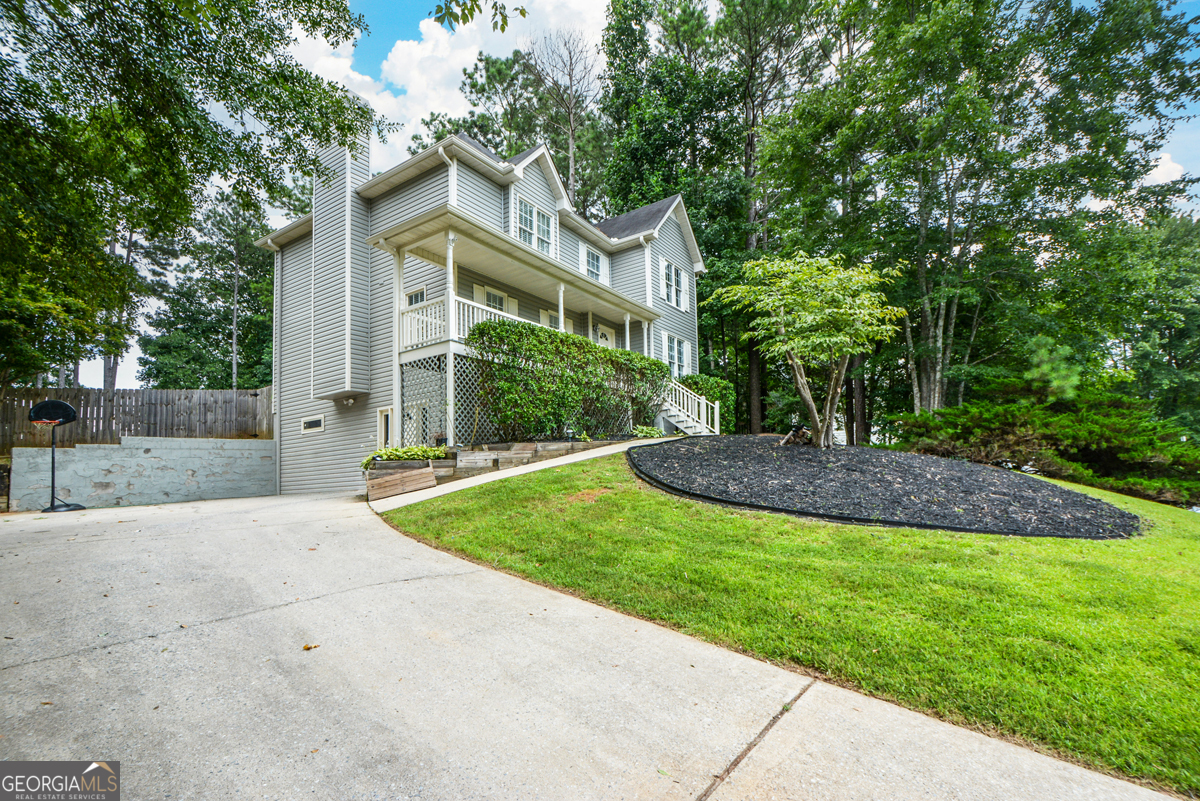 795 Abbington LN