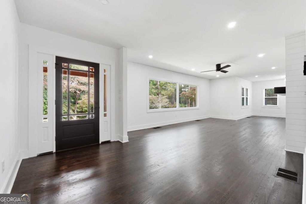 Photo of 2304 Rugby Lane, Atlanta, GA 30337 (MLS # 10624347)
