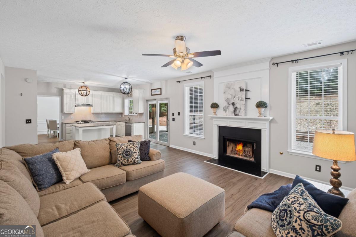 125 Sable Pointe DR