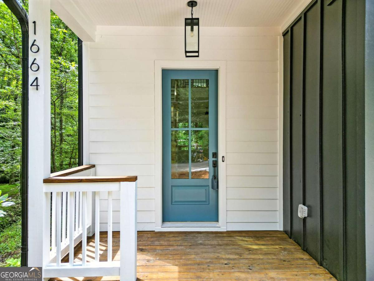 1664 Crestridge DR SE