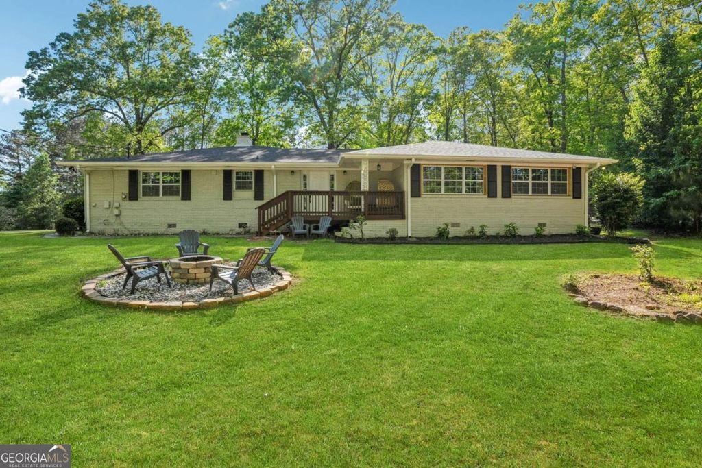 Photo of 1155 Christian Circle SE, Conyers, GA 30013 (MLS # 10704336)