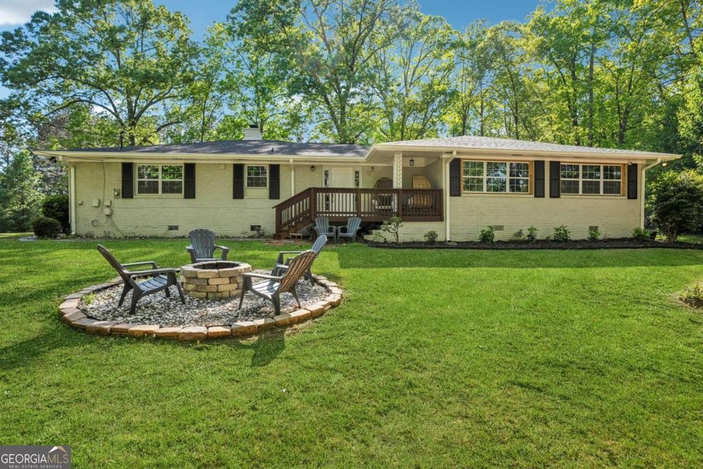 Photo of 1155 Christian Circle SE, Conyers, GA 30013 (MLS # 10704336)