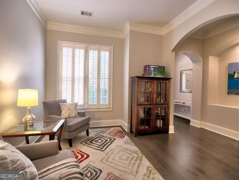 1205 VILLAGE TERRACE CT