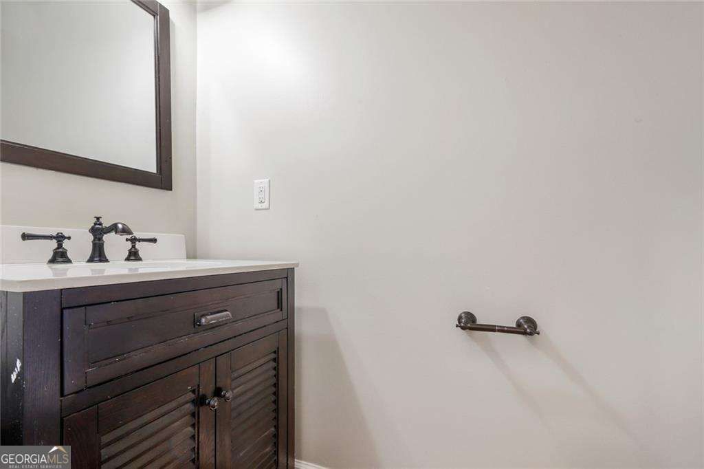 Photo of 4905 Weathervane Drive, Alpharetta, GA 30022 (MLS # 10758031)
