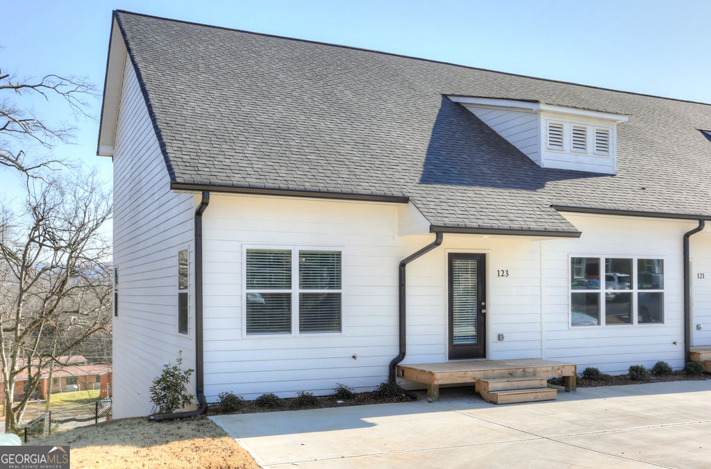 Photo of 123 Jones Street, Cartersville, GA 30120 (MLS # 10876606)