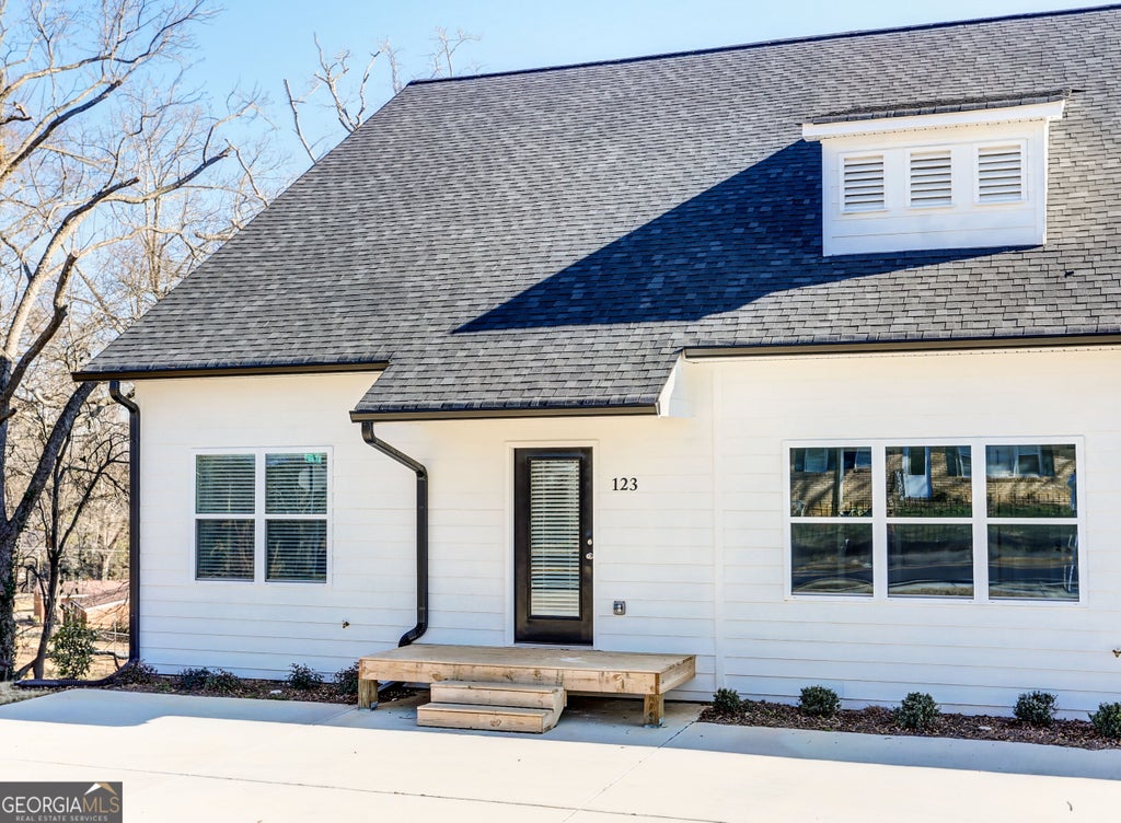 Photo of 123 Jones Street, Cartersville, GA 30120 (MLS # 10876606)