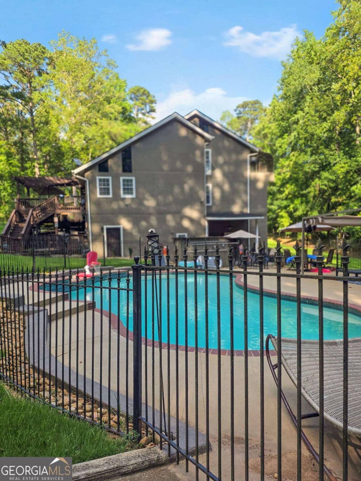 1725 Childress DR SW