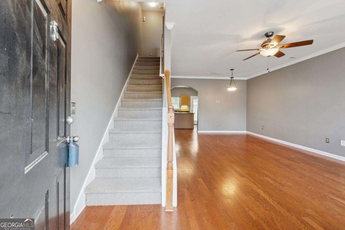 2030 Del Lago CIR NW 8