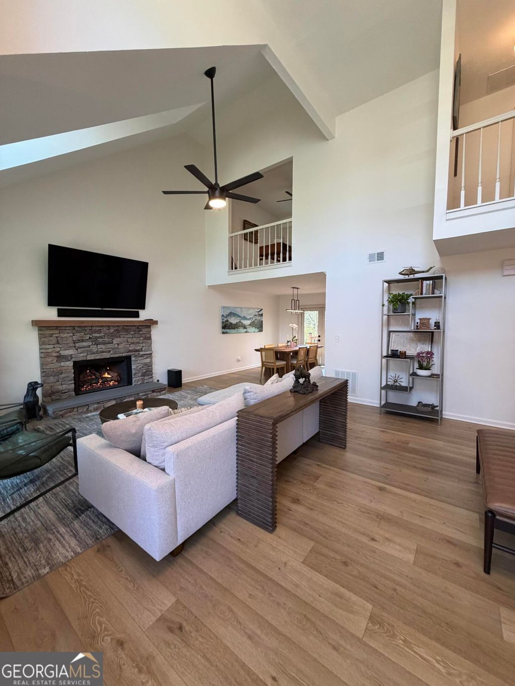 Photo of 2015 N Creek Circle, Alpharetta, GA 30009 (MLS # 10720269)