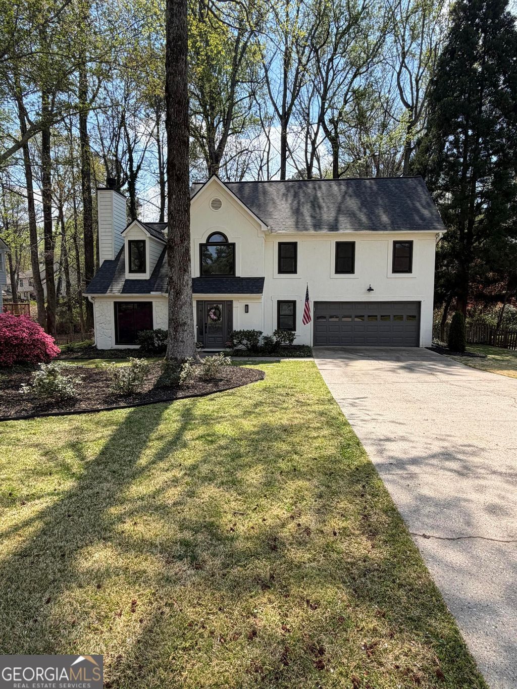 Photo of 2015 N Creek Circle, Alpharetta, GA 30009 (MLS # 10720269)